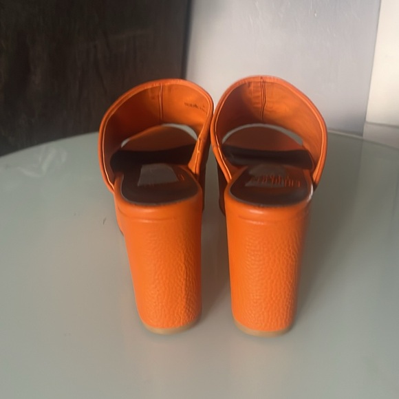 Charlotte Stone Orange Mules Vibrant Minimalist Design - Picture 4 of 5